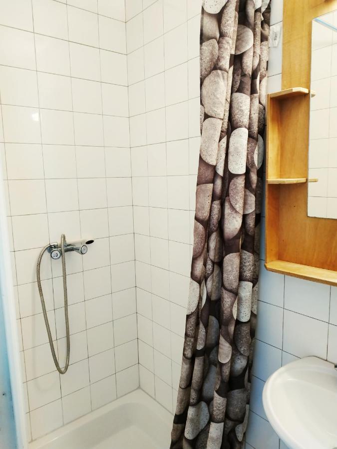 Chez Leslie Et Vincent : Logements Climatises Avec Parking Privatif Perpignan Exteriör bild